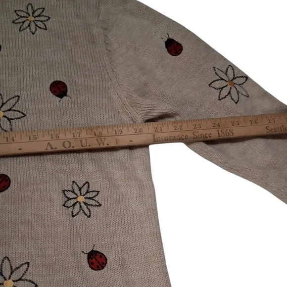 EUC Christopher and Banks Sz. M Oatmeal Color Lady Bugs and Flowers Sweater - Picture 5 of 9